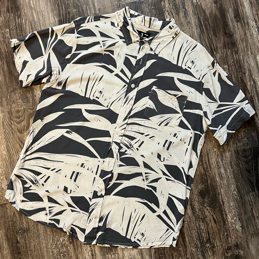 o15 casual button down t-shirt